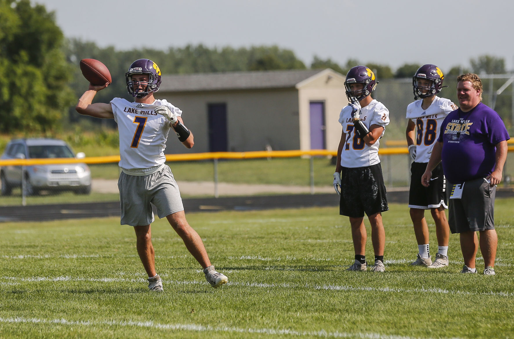 Lake Mills Fball 1